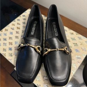 KH center Black Women Loafers size 6.5 black leather